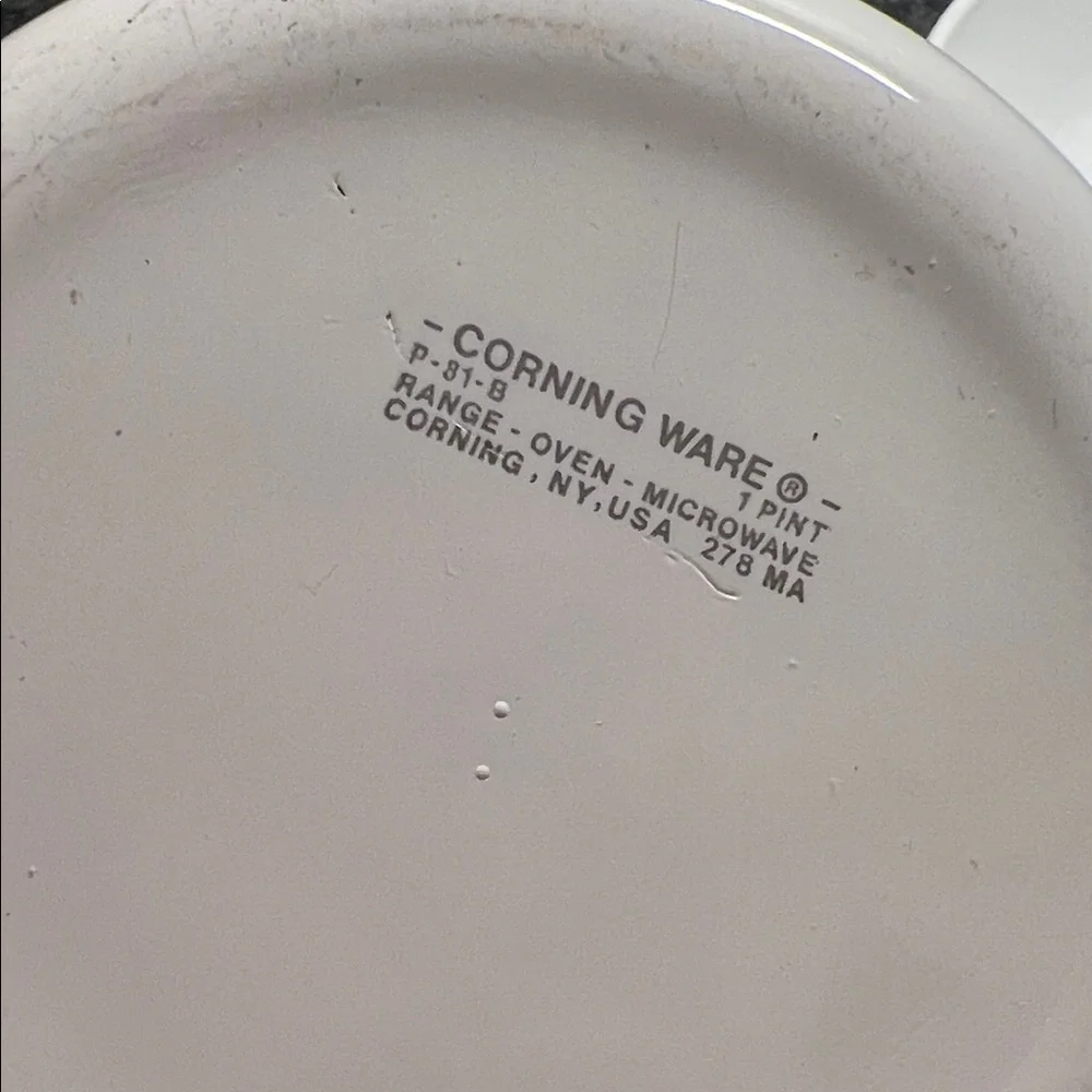 Vintage Glass Corningware Casserole Dishes with handles and Lids